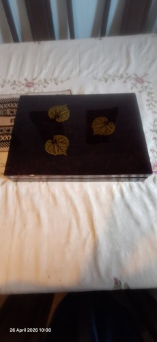 Table mat set red and - table,